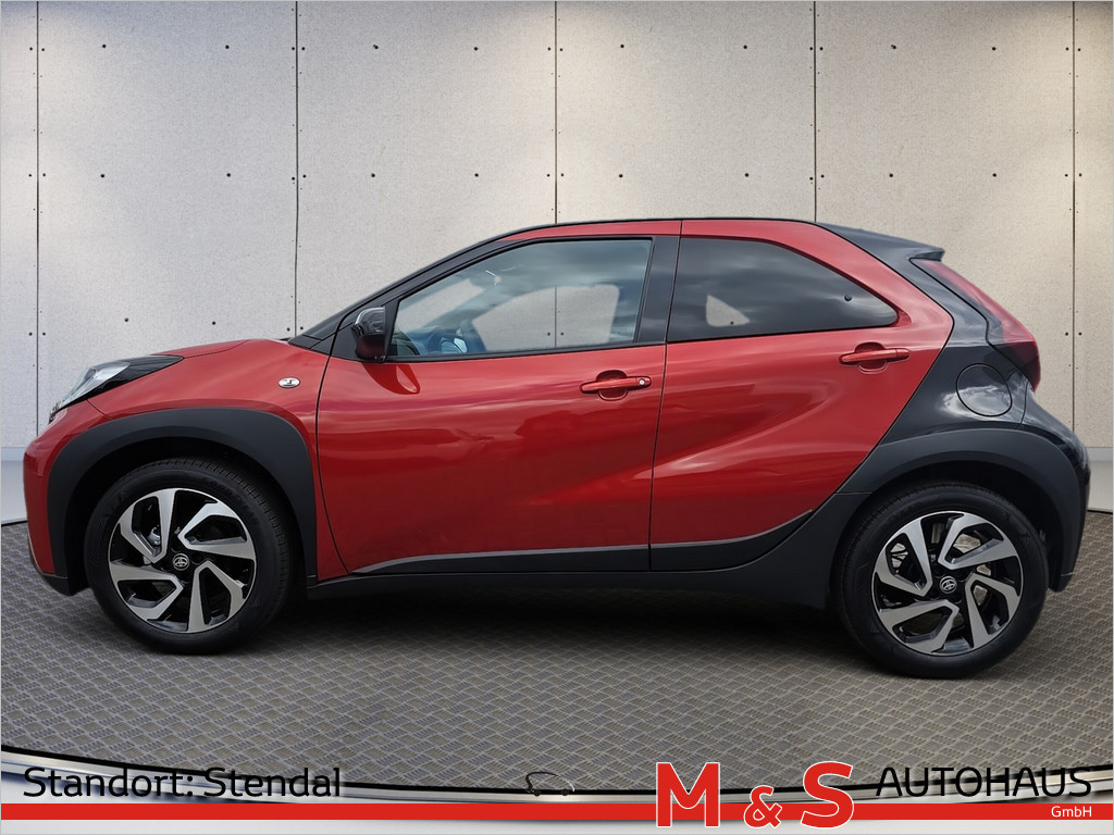 Toyota Aygo X 5-deurs Basis Team D