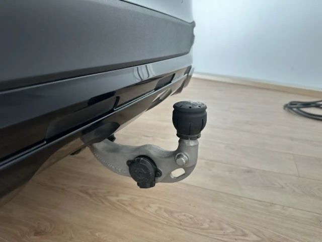 Mercedes-Benz GLC 300 4MATIC AMG Line