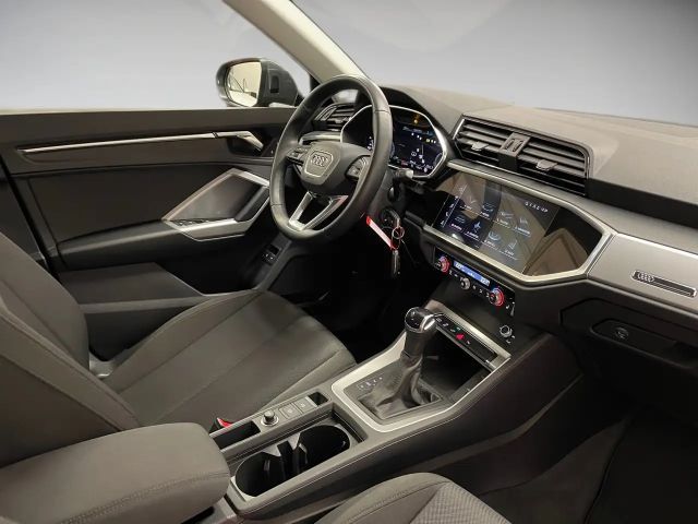 Audi Q3 45 TFSI Hybride