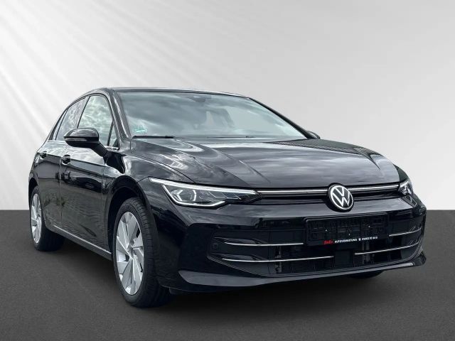 Volkswagen Golf 1.5 eTSI Golf VIII Style