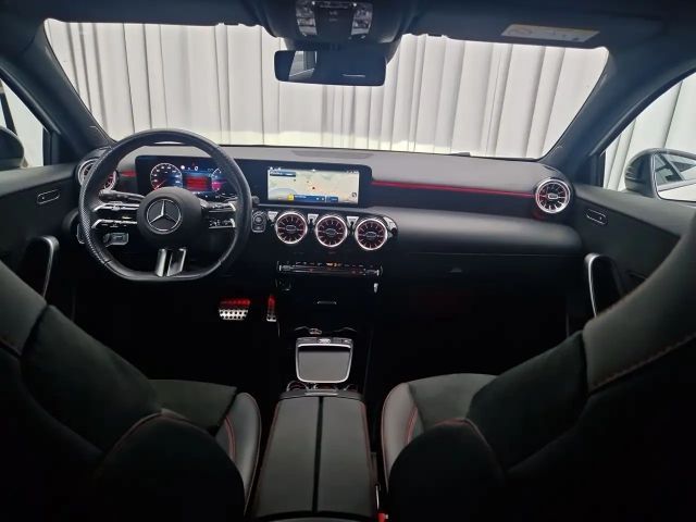 Mercedes-Benz A 180 AMG Line Hatchback