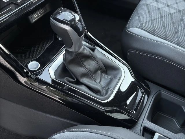 Volkswagen T-Roc 1.5 TSI DSG R-Line