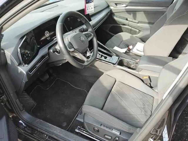 Volkswagen Golf 1.5 eTSI DSG Golf VIII Style