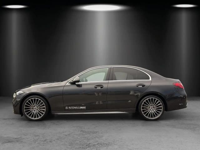 Mercedes-Benz C 220 AMG Line C 220 d Sedan