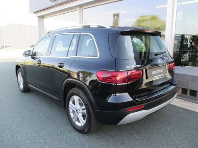 Mercedes-Benz GLB 200 4MATIC GLB 200 d