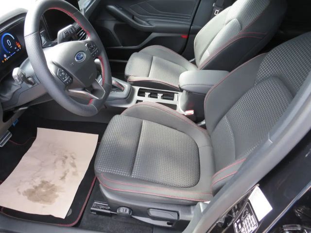 Ford Focus ST Line Wagon