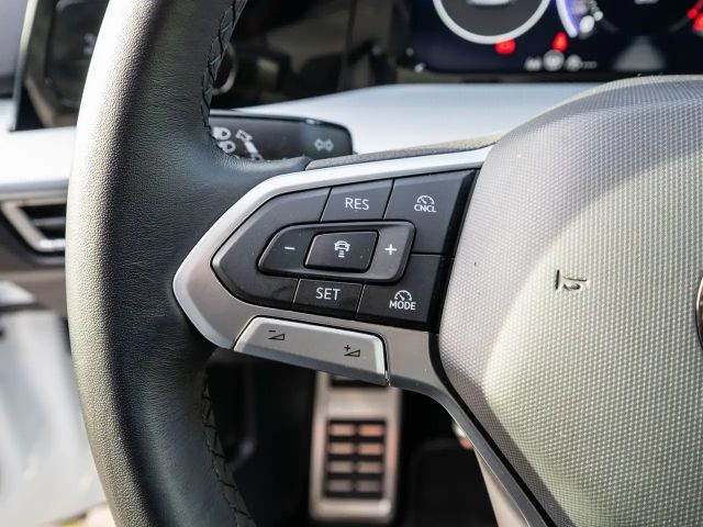 Volkswagen Golf 1.5 TSI Variant