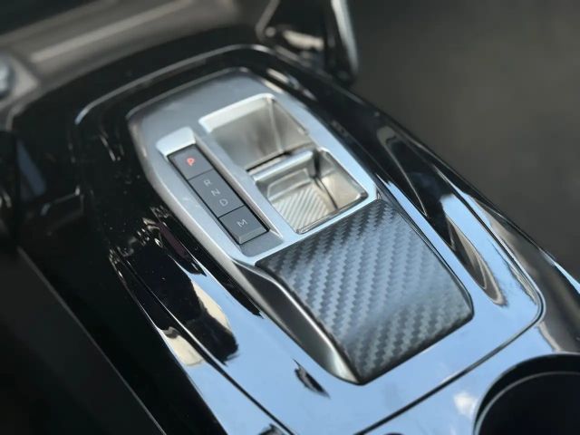 Peugeot 208 1.2 Sitzheizung*Digitales Kombiinstrument*