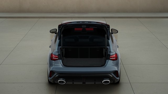 Audi RS3 Quattro S-Tronic Sedan