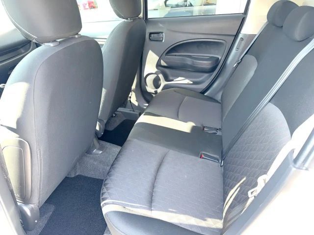 Mitsubishi Space Star Star