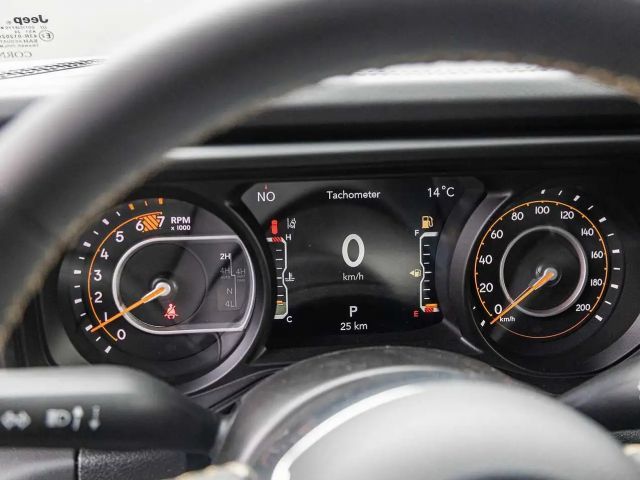 Jeep Wrangler BLACK EDITION 2.0l T-GDI Ultd. Sky-One