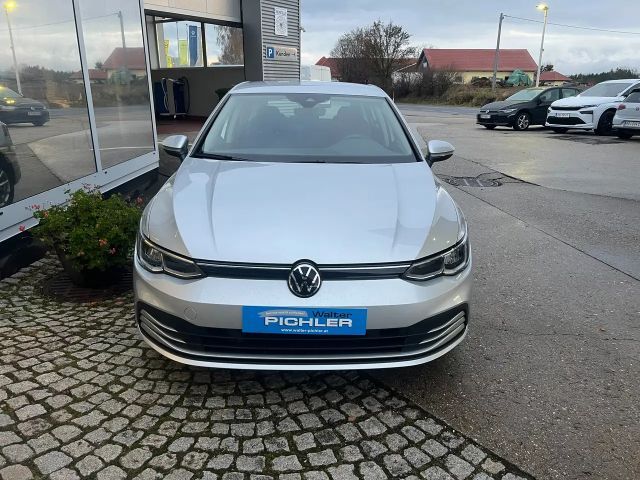 Volkswagen Golf TSI
