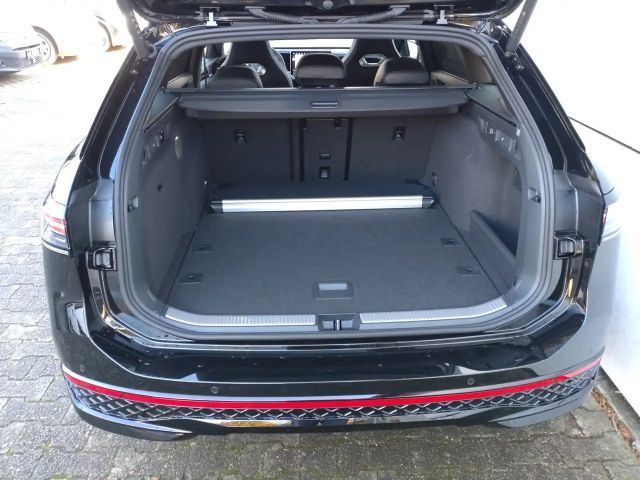 Volkswagen Passat 1.5 eTSI R-Line Variant