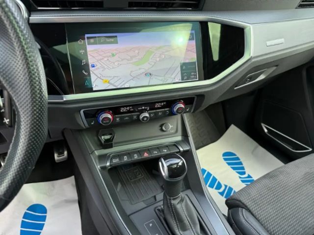 Audi Q3 35 TFSI S-Line S-Tronic