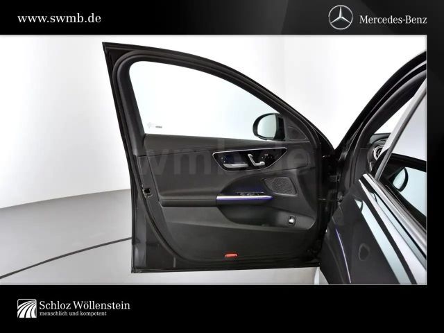 Mercedes-Benz C 220 AMG Line C 220 d Sedan