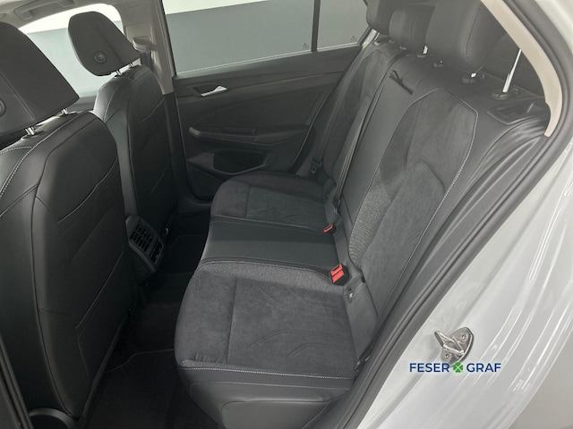 Volkswagen Golf 1.5 eTSI DSG Golf VIII Style