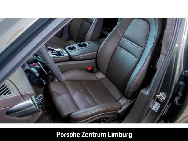 Porsche Panamera GTS Sport Turismo