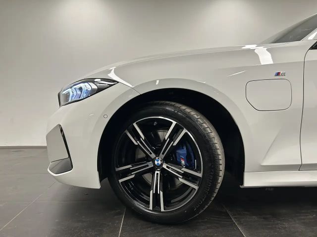 BMW 330 330e M-Sport Touring xDrive