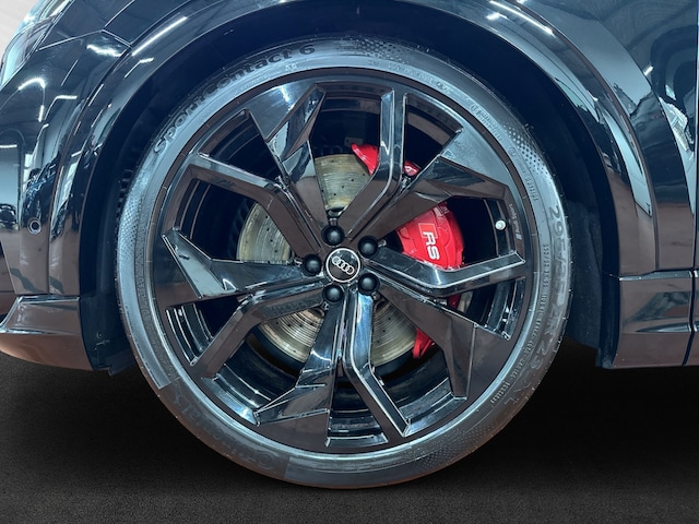 Audi RS Q8 Quattro