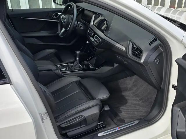 BMW 118 118d M-Sport