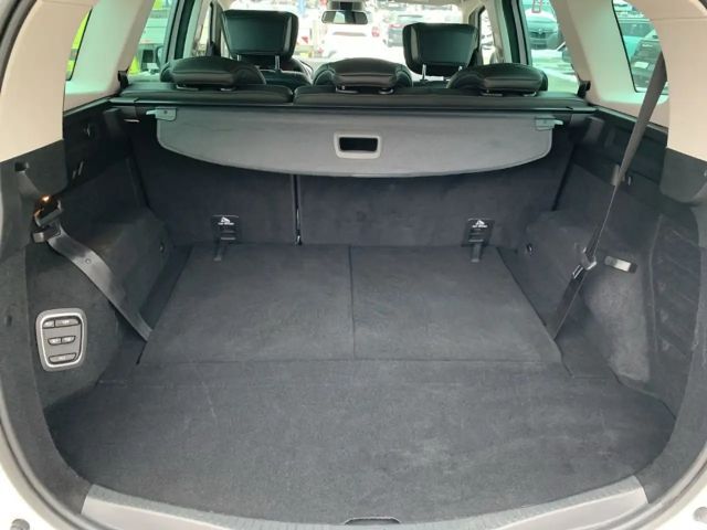 Renault Grand Scenic EDC Grand TCe 140 Techno