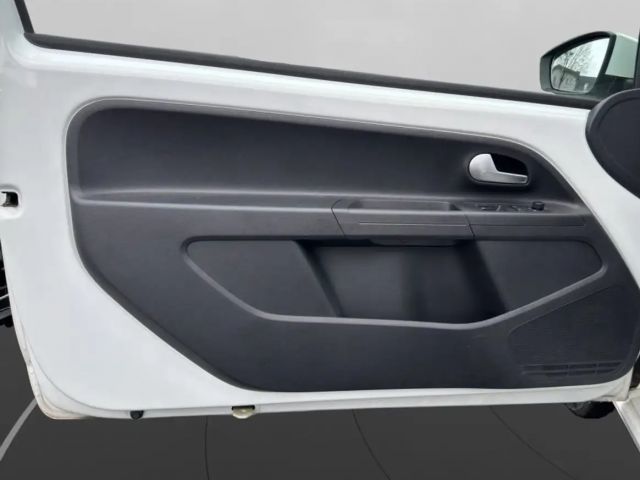 Volkswagen up! 1,0 DAB