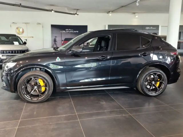 Alfa Romeo Stelvio Q4 Quadrifoglio