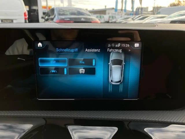 Mercedes-Benz A 200 AMG Line Hatchback