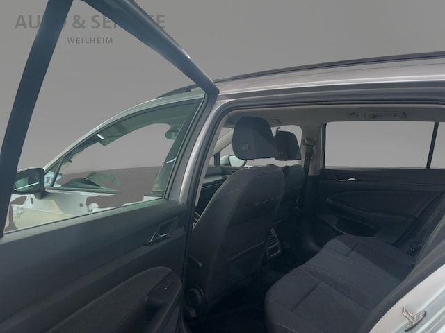 Volkswagen Golf 1.5 eTSI DSG Life Variant