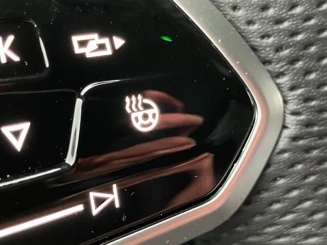 Volkswagen Golf 1.5 TSI DSG Golf VIII R-Line