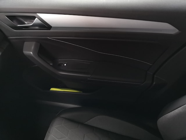 Volkswagen T-Roc 1.0 l TSI OPF 6-Gang Sitzheizung LED Navigation