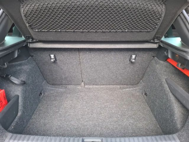 Skoda Kamiq TSI Monte-Carlo LED Navi AID Pano ACC PDC SH 18"