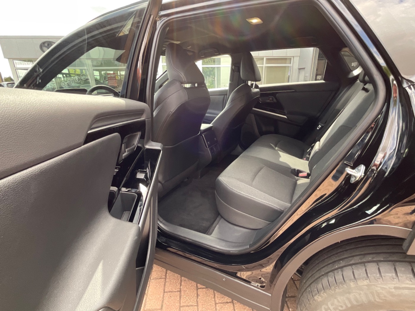 Toyota bZ4X 5-deurs Team D