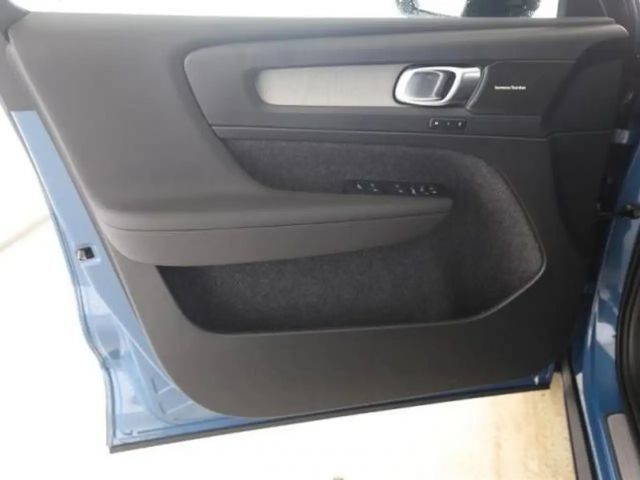 Volvo XC40 Dark Plus