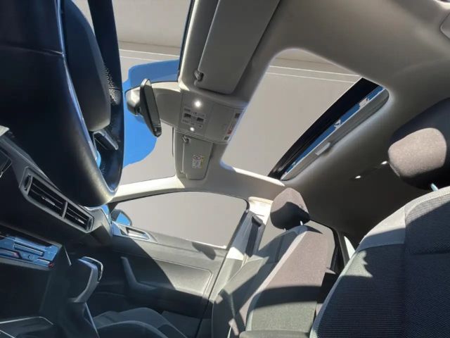 Volkswagen Polo 1.0 TSI DSG Style