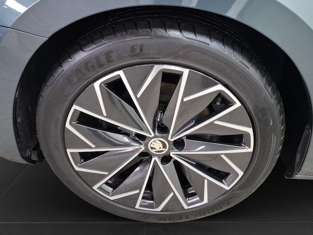 Skoda Superb 2.0 TDI Combi