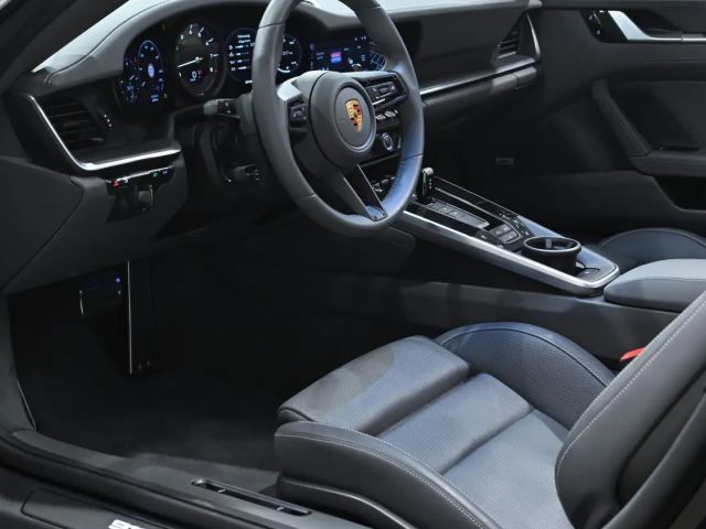 Porsche 992 4S Cabrio Carrera
