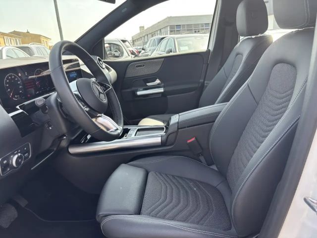 Mercedes-Benz B 180 Progressive