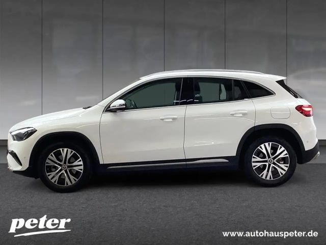 Mercedes-Benz GLA 180 Progressive