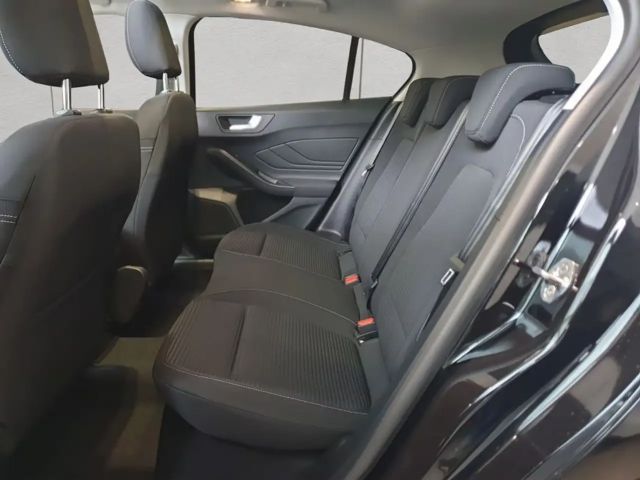 Ford Focus EcoBoost Titanium