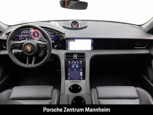 Porsche Taycan GTS Sport Turismo