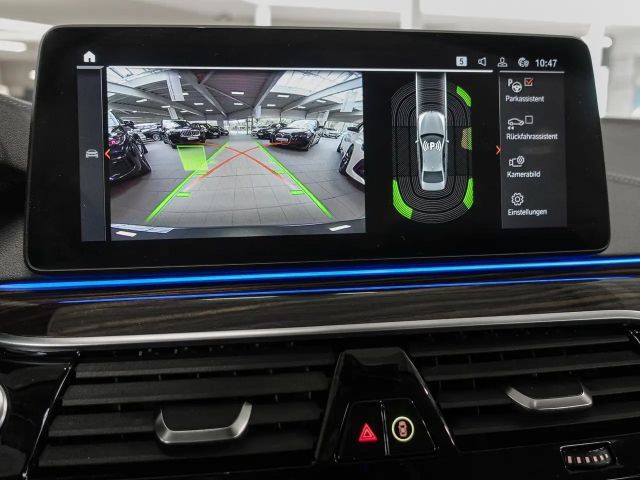 BMW 530 530d Luxury Line Sedan
