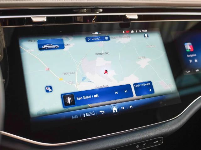 Mercedes-Benz E 220 AMG Line E 220 d Sedan