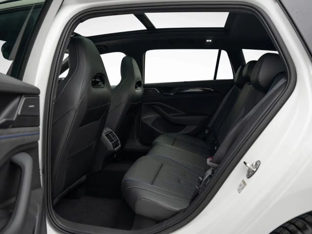 Volkswagen Passat 4Motion R-Line Variant