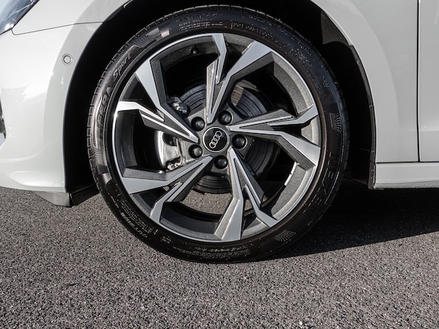 Audi A3 30 TFSI S-Tronic Sedan