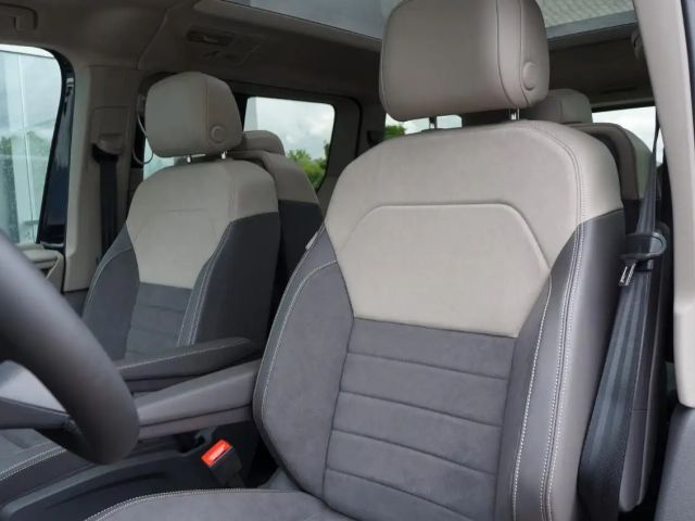 Volkswagen Multivan 2.0 TDI DSG Style T7