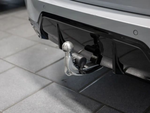 BMW 330 330d M-Sport Touring xDrive