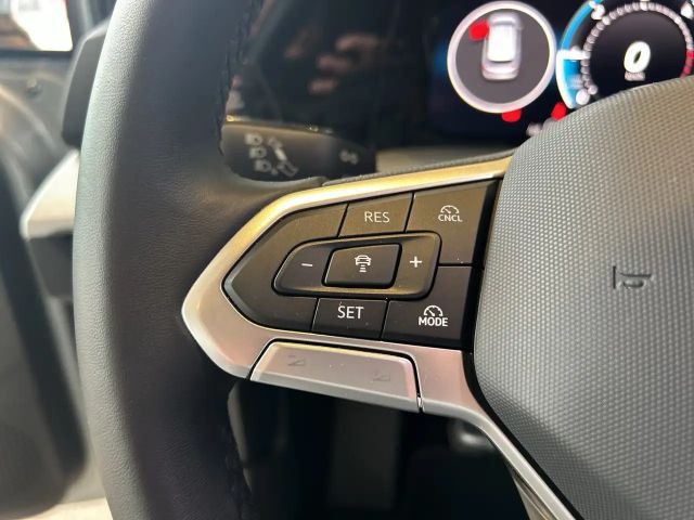 Volkswagen Golf Business Variant