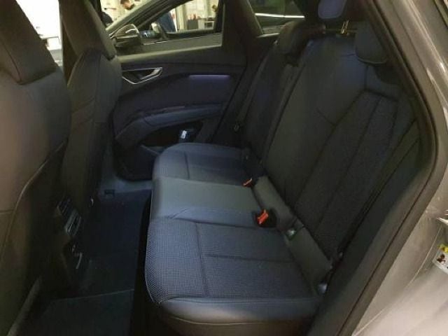 Audi Q4 e-tron SUV 45 e-tron Audi Q4 e-tron