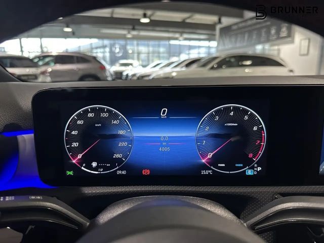 Mercedes-Benz A 250 4MATIC AMG Line